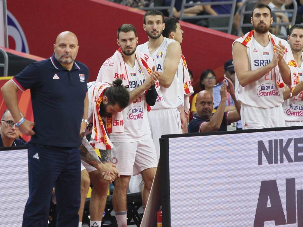 Aleksandar Đorđević objasnio novinarima iz SAD izjavu Neka je Amerikancima bog u pomoći