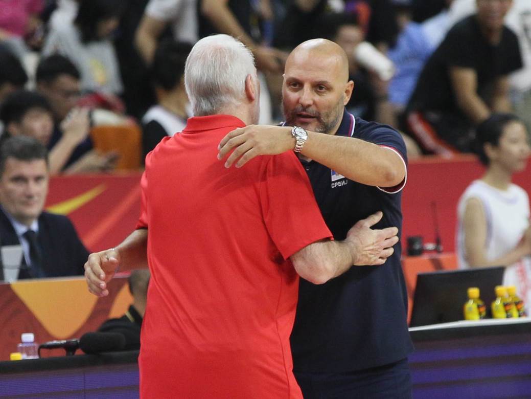 Aleksandar Đorđević objasnio novinarima iz SAD izjavu Neka je Amerikancima bog u pomoći