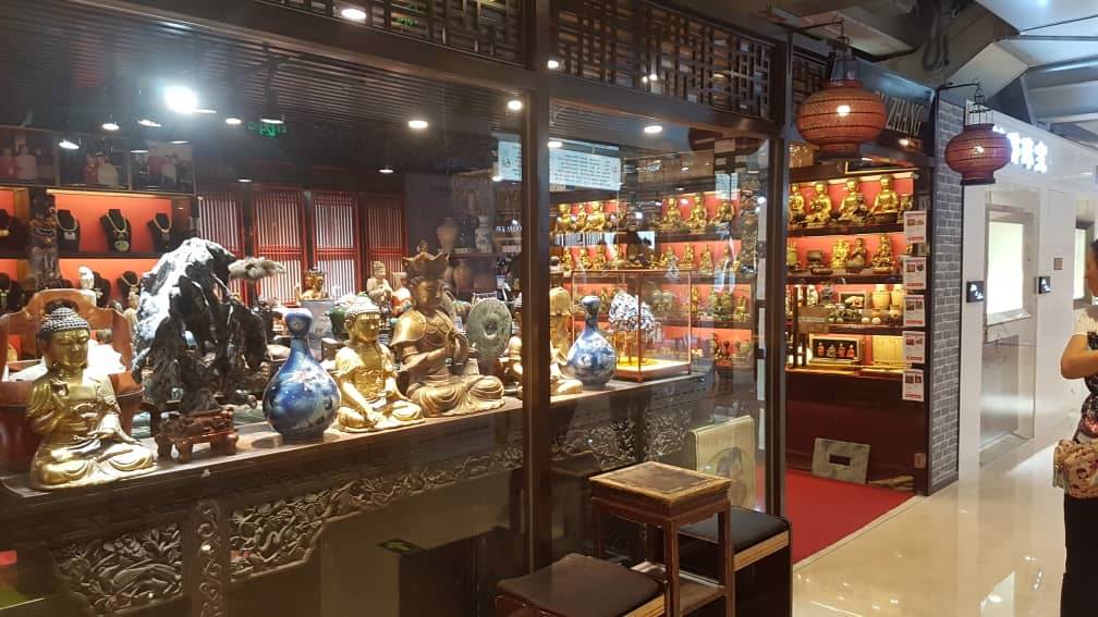 Silk market tržni centar u Kini - jeftina fejk roba i pregovori sa prodavcima