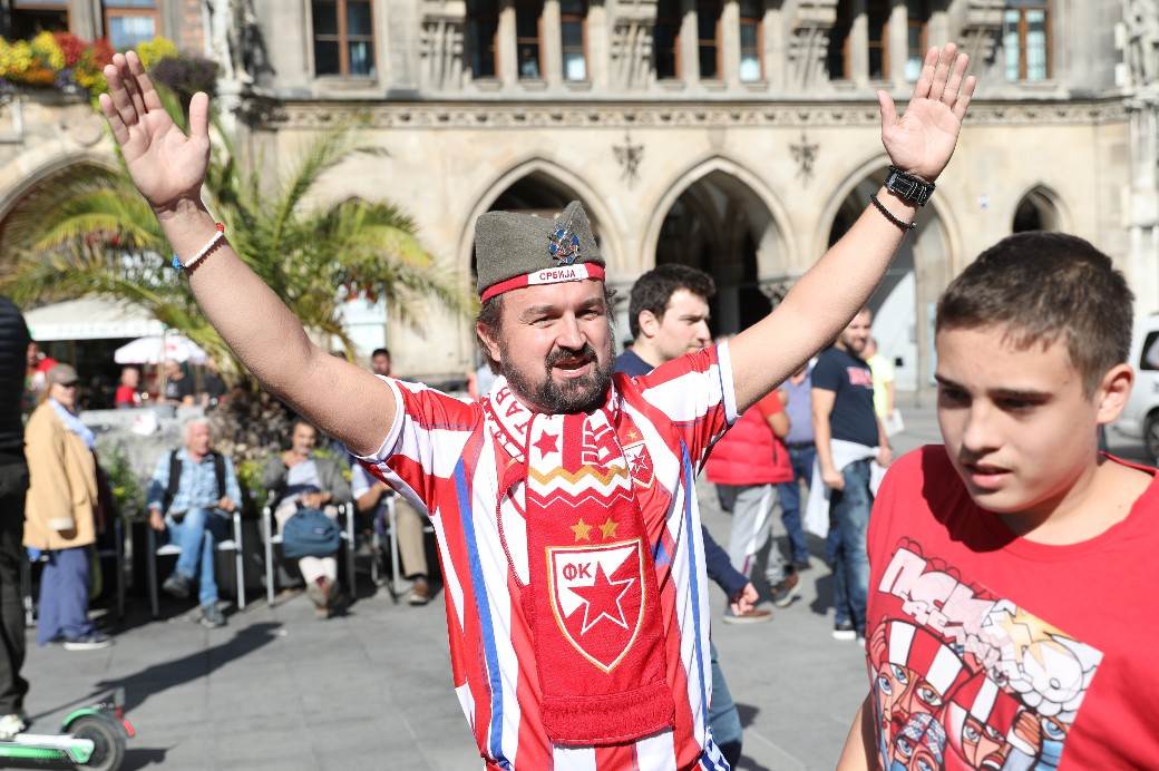 Crvena zvezda - Bajern Minhen Liga šampiona navijači