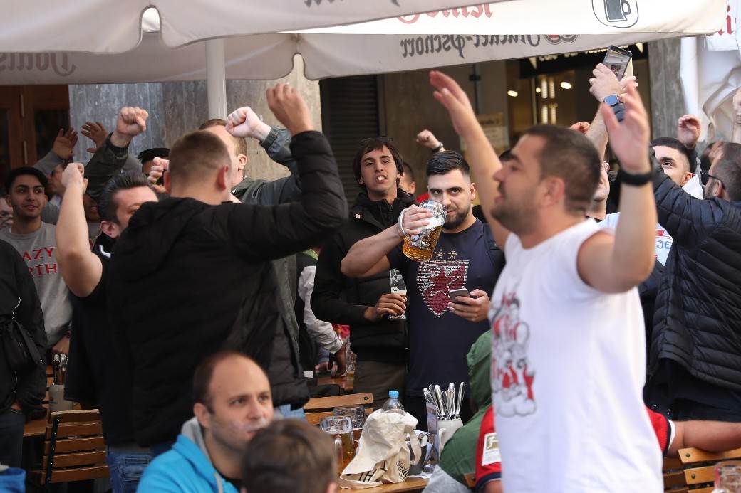 Crvena zvezda - Bajern Minhen Liga šampiona navijači