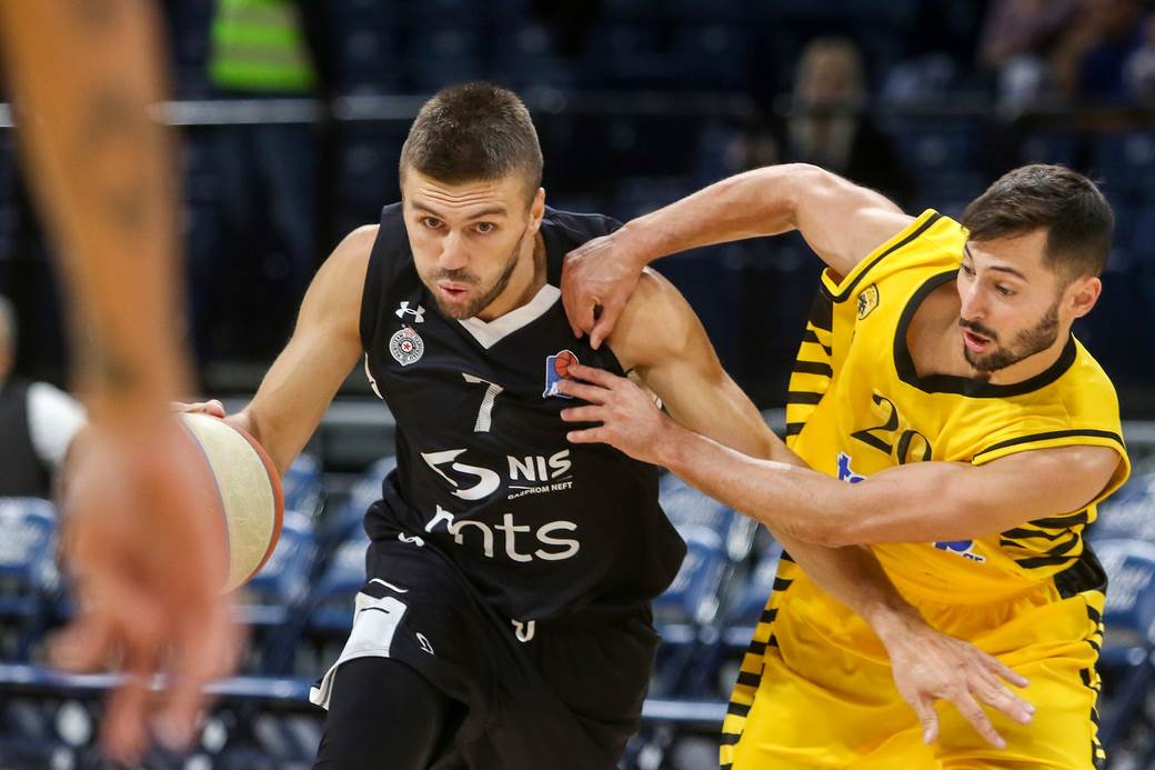 KK Partizan - AEK prijateljska utakmica Štark arena