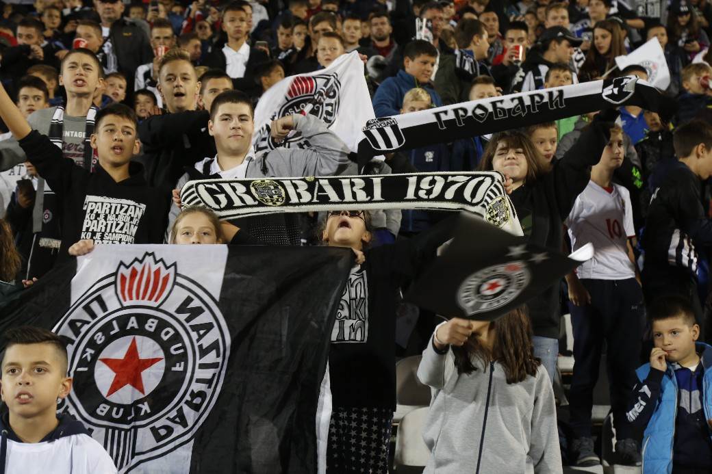 Partizan - AZ Alkmar 2:2 Bibras Natho postigao dva gola za Partizan