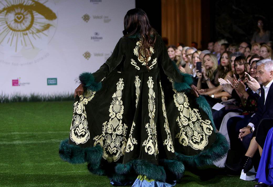 Verica Rakočević jesen-zima 2019/20, modna revija Oko ljubavi FOTOGRAFIJE