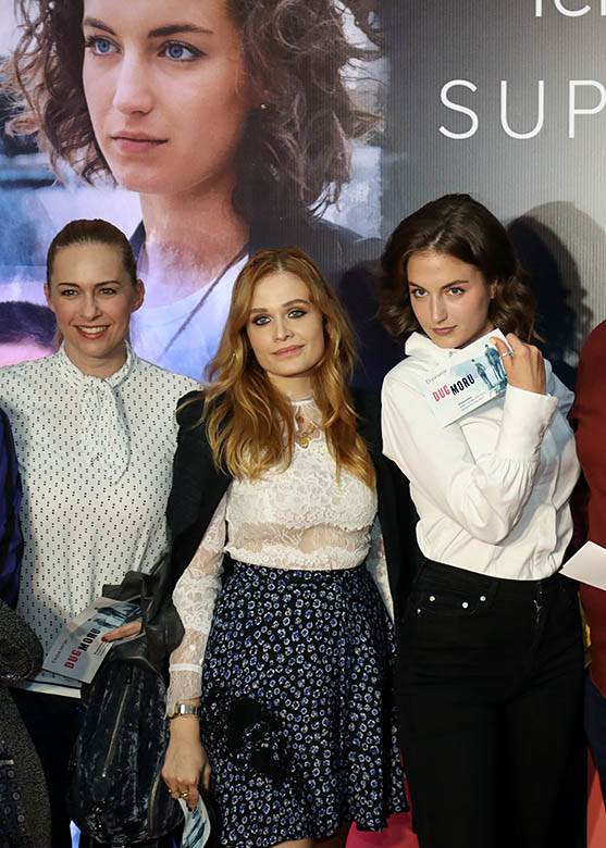 Dug Moru - Nova serija: Ćerke Branislava Lečića i Anice Dobre u glavnim ulogama FOTOGRAFIJE