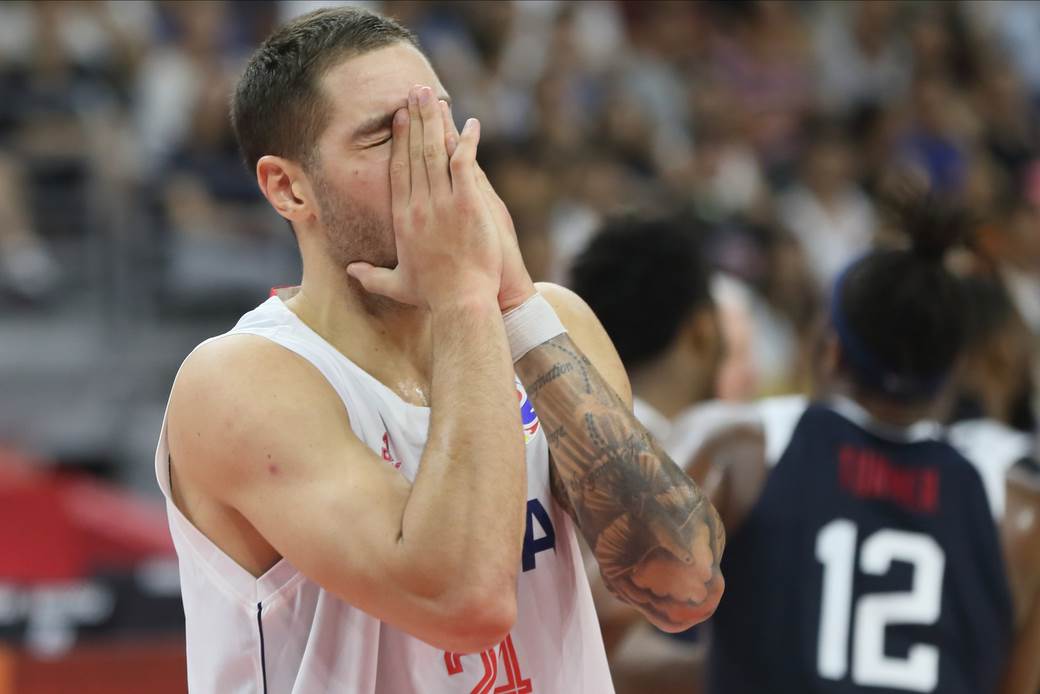 Stefan Jović potpisuje za Bajern