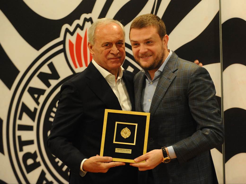 Partizan slavi 74. rođendan