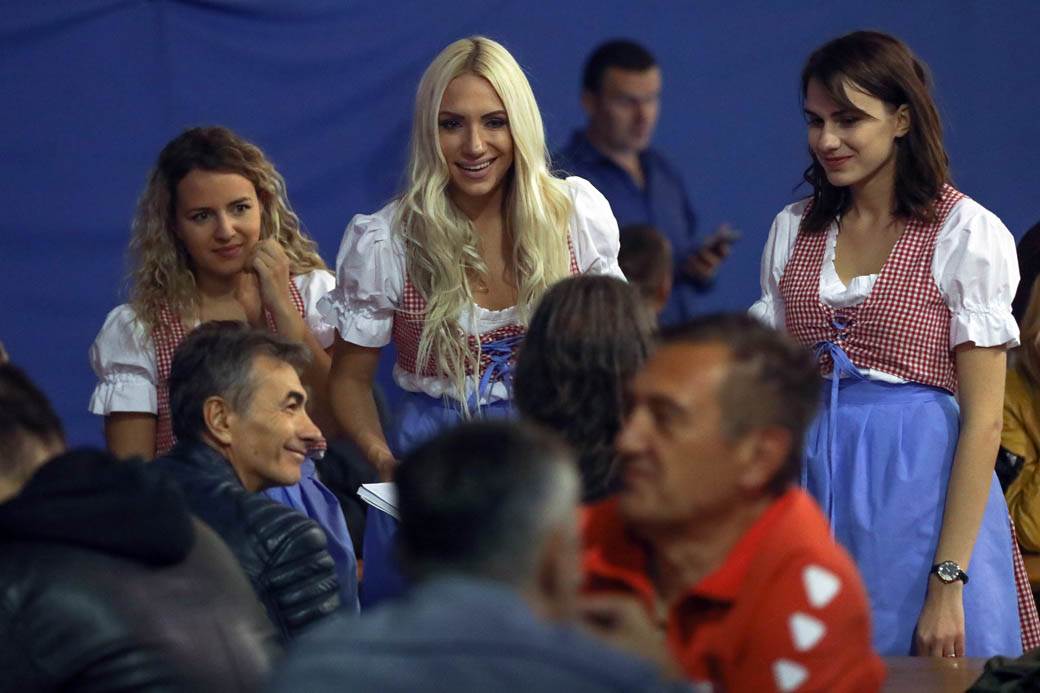 Oktobarfest Beograd 2019 - Pivo, kobasice i koncerti FOTOGRAFIJE