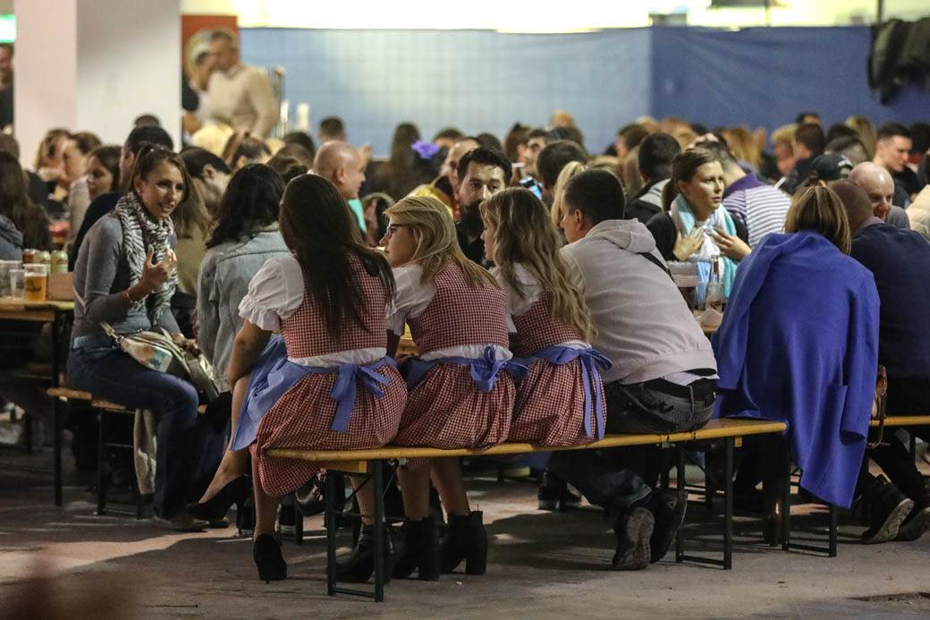 Oktobarfest Beograd 2019 - Pivo, kobasice i koncerti FOTOGRAFIJE