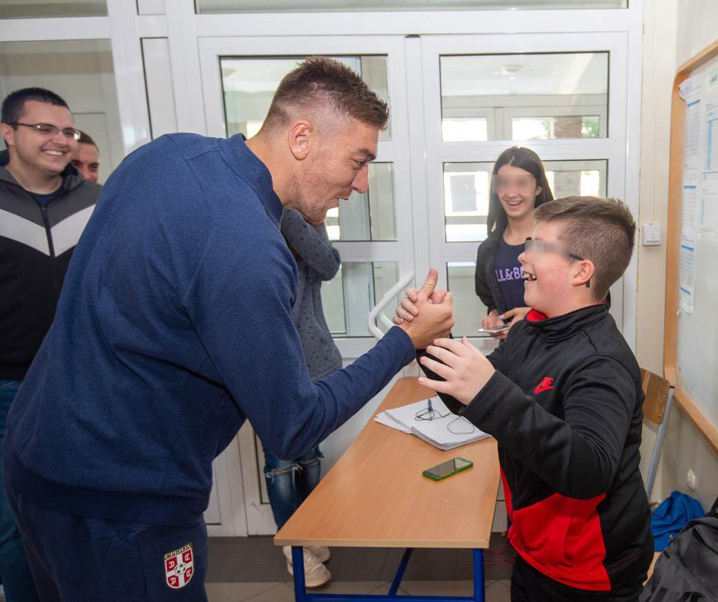 Dušan Tadić Nemanja Miletić Milan Pavkov u školi