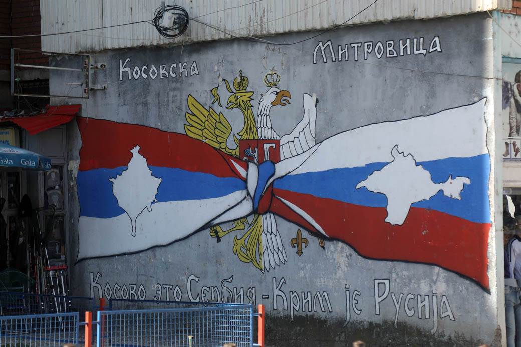 Mondo na Kosovu, reportaža iz Kosovske Mitrovice, 2019: Bez pičvajza i Rajko Delibašić