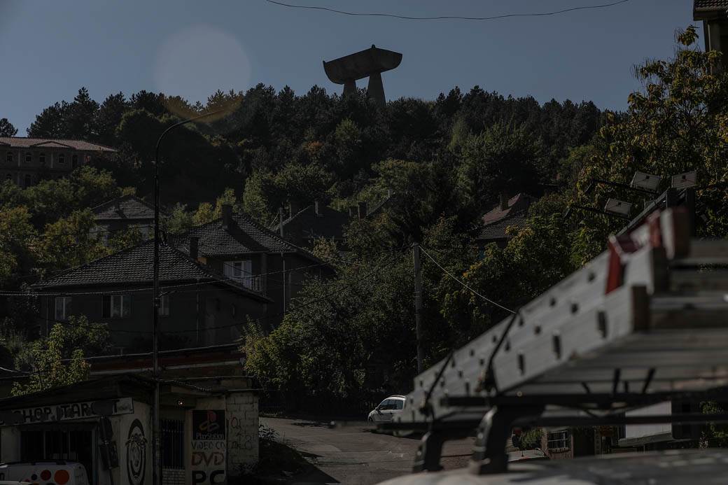 Mondo na Kosovu, reportaža iz Kosovske Mitrovice, 2019: Bez pičvajza i Rajko Delibašić