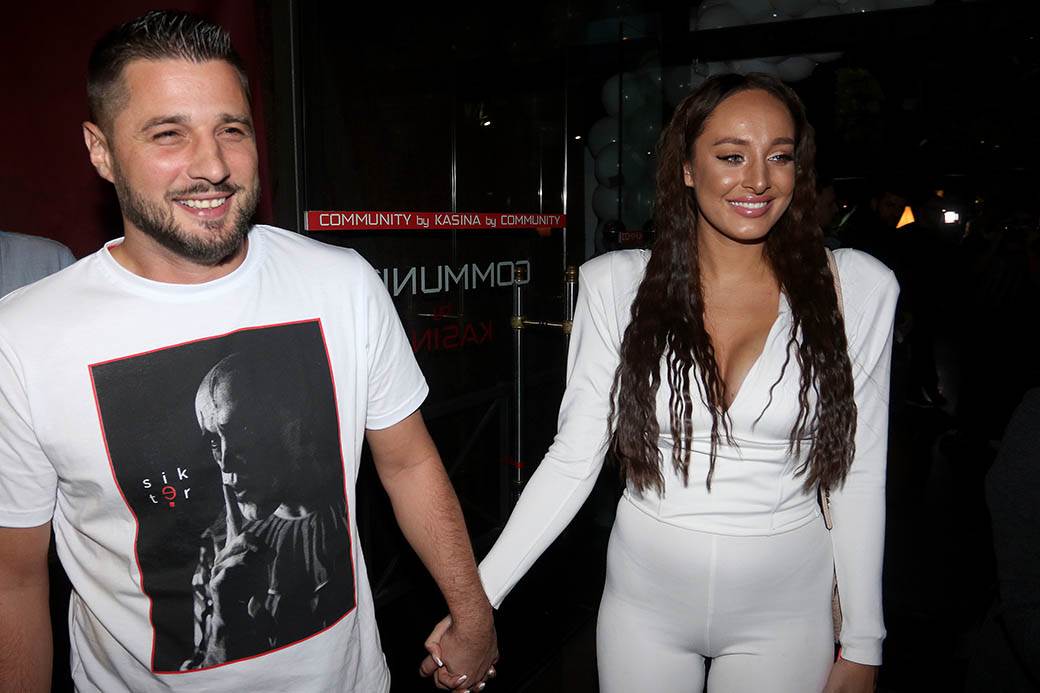 Ana Sević dečko brak deca