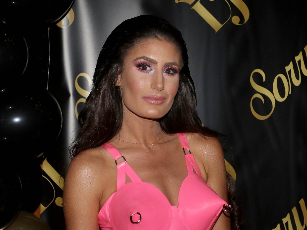 Didi zamotali lice u foliju