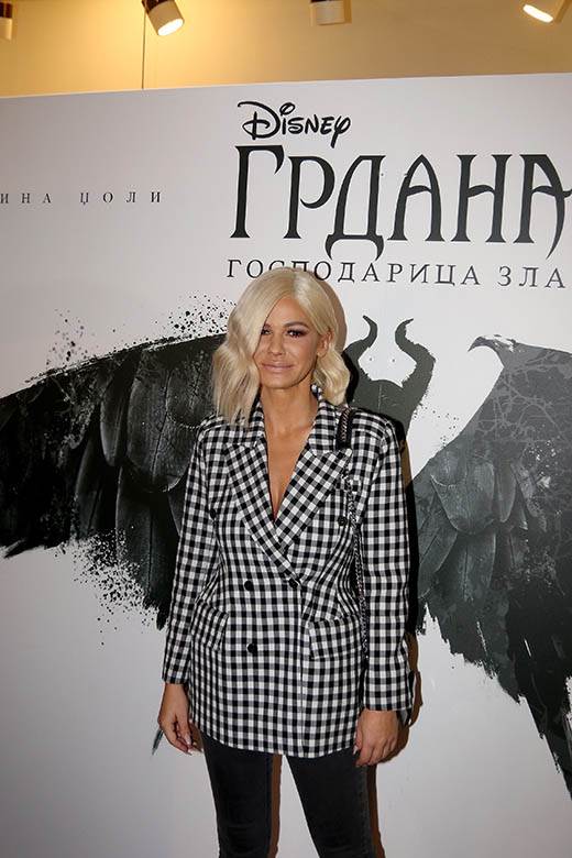 Nataša Bekvalac i Goca Tržan kao veštica Grdana FOTOGRAFIJE