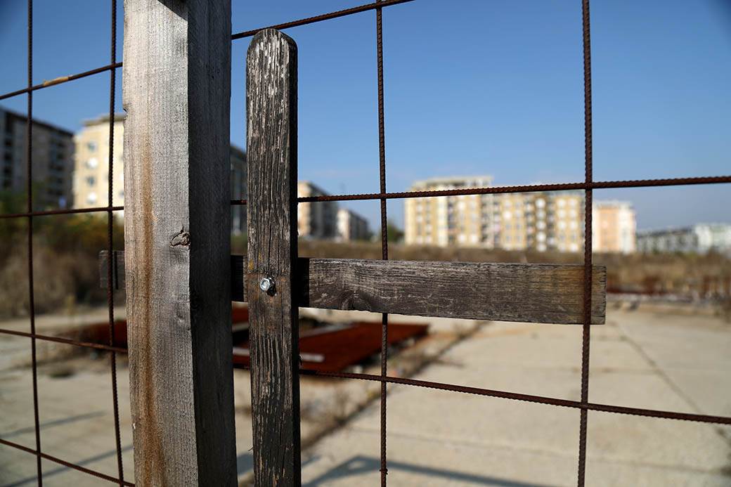 Naselje Stepa Stepanović - Crkva tužila građane?