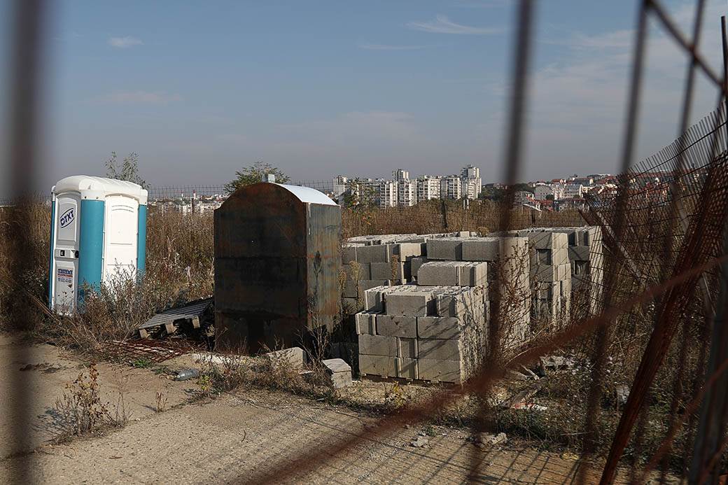 Naselje Stepa Stepanović - Crkva tužila građane?