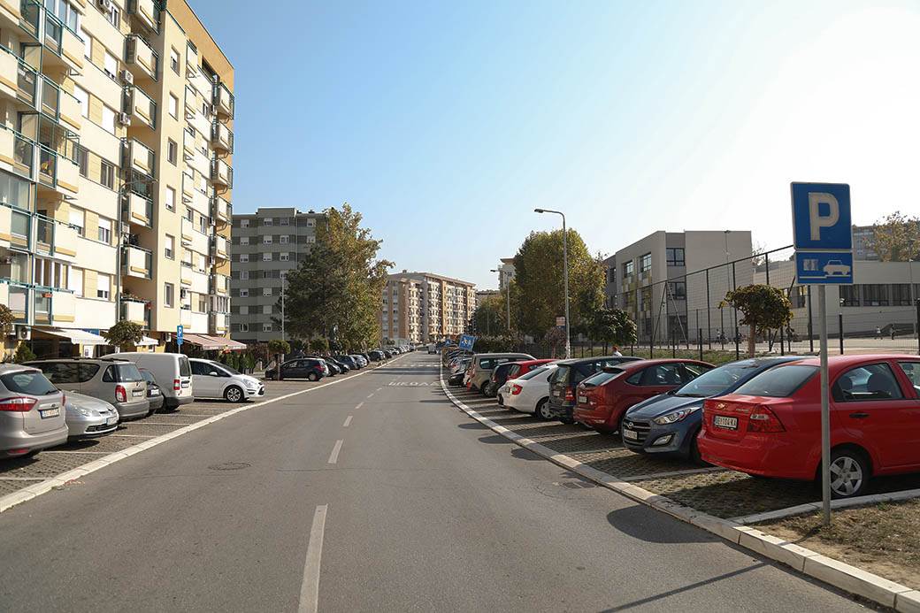 Naselje Stepa Stepanović - Crkva tužila građane?