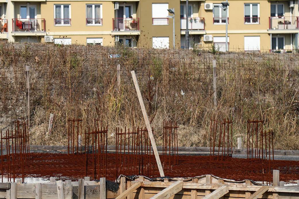 Naselje Stepa Stepanović - Crkva tužila građane?