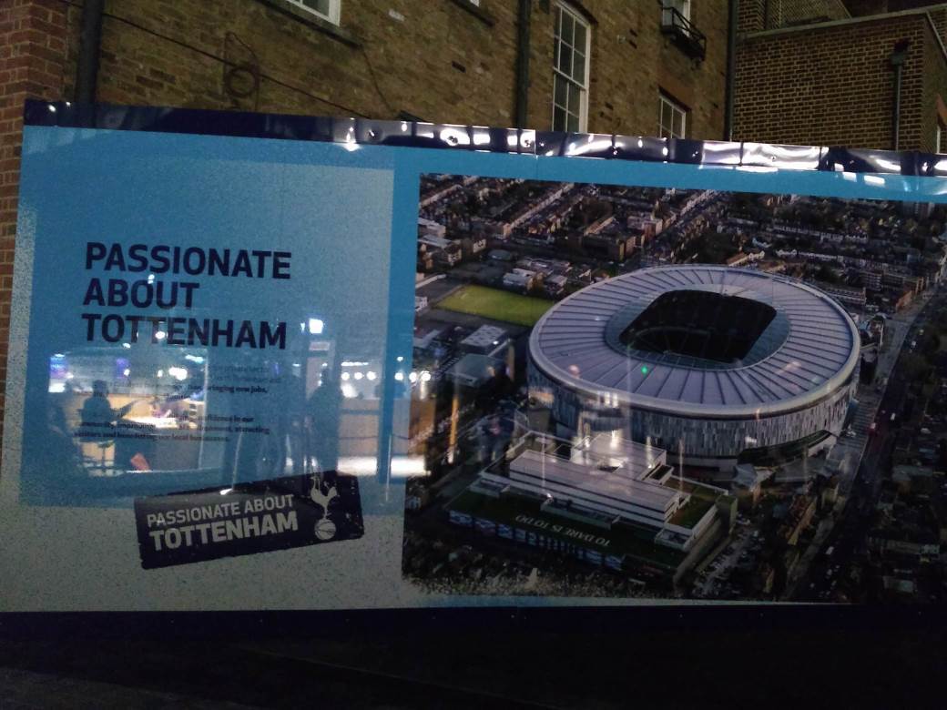 MONDO na stadionu Totenhema (VIDEO, FOTO)