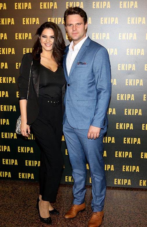 Ekipa premijera filma: POGLEDAJTE kako je izgledala PRELEPA Ivana Dudić! FOTOGRAFIJE