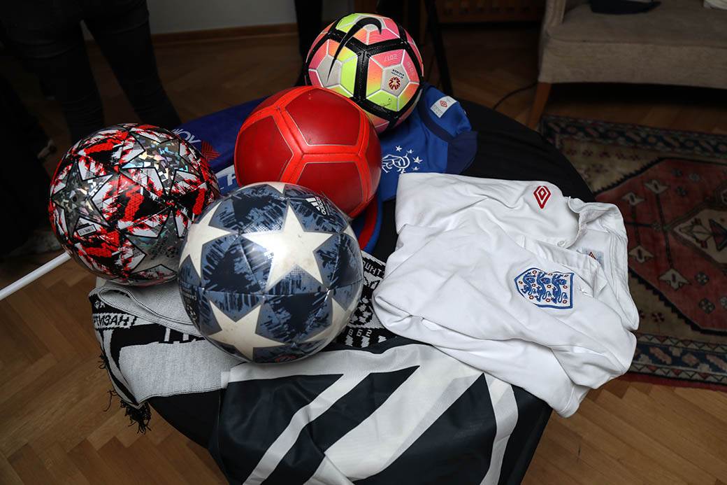 U slavu ostrvskog i srpskog fudbala - Legende srpskog fubala u Britanskoj ambasadi