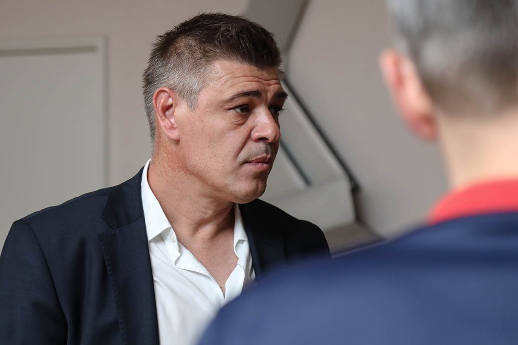 U slavu ostrvskog i srpskog fudbala - Legende srpskog fubala u Britanskoj ambasadi