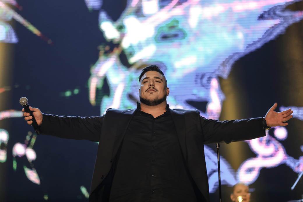 Darko Lazić koliko je smršao operacija želuca 