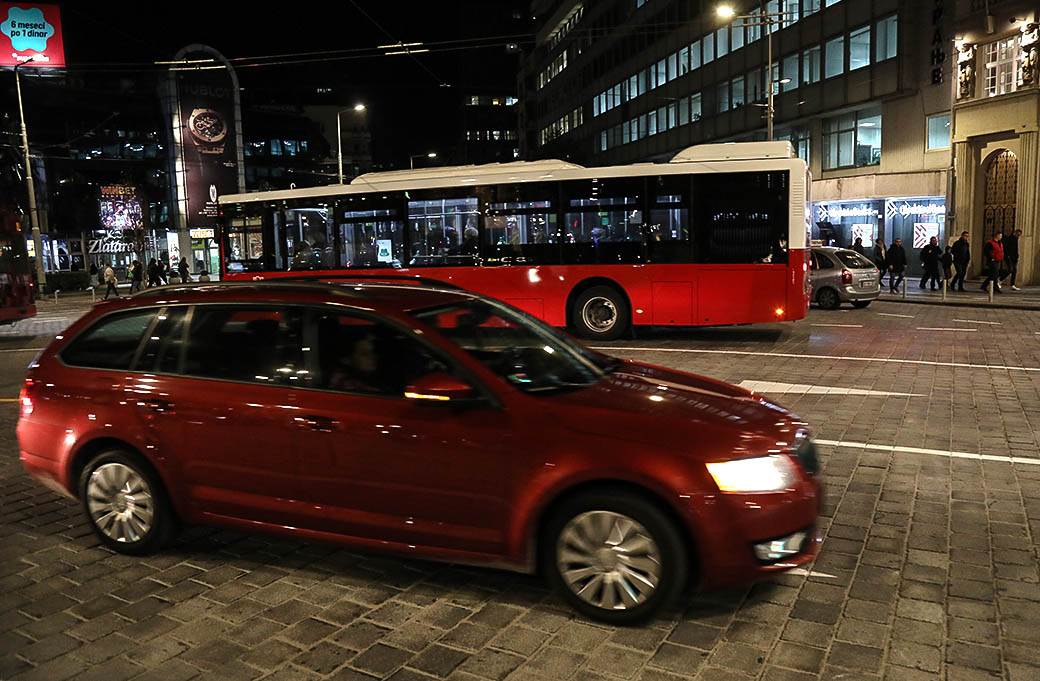 Trg Republike Otvoren za saobraćaj. Kocke su presložene pogledajte kako sada izgleda FOTOGRAFIJE