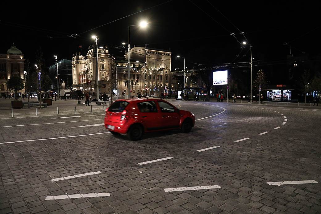 Trg Republike Otvoren za saobraćaj. Kocke su presložene pogledajte kako sada izgleda FOTOGRAFIJE