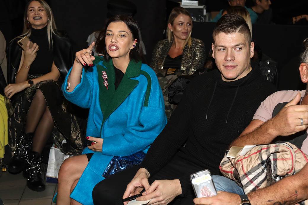 Kija Kockar nastup za Novu godinu u Sent Luisu Kija ide na američku turneju