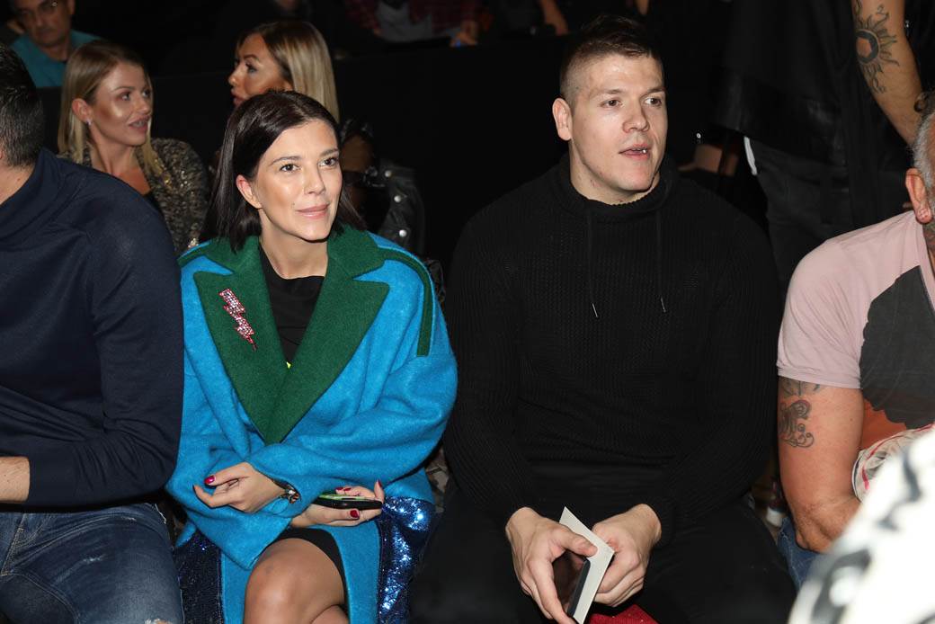 Kija Kockar nastup za Novu godinu u Sent Luisu Kija ide na američku turneju