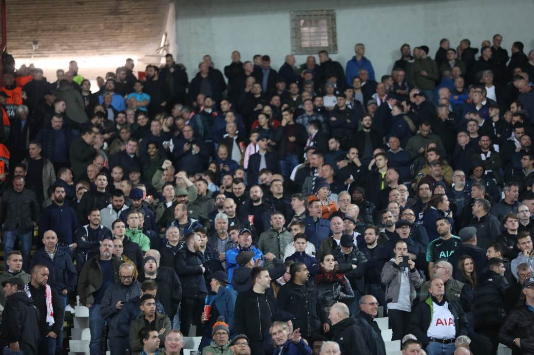 Navijači Totenhema na Marakani protiv Crvene zvezde, fotografije MONDO