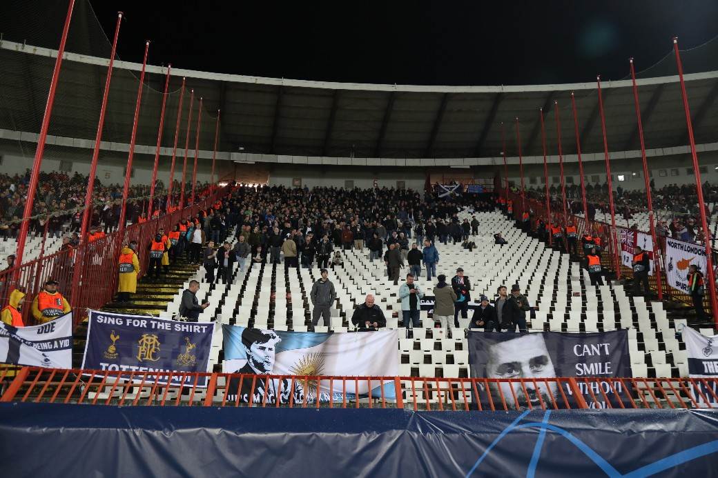 Navijači Totenhema na Marakani protiv Crvene zvezde, fotografije MONDO