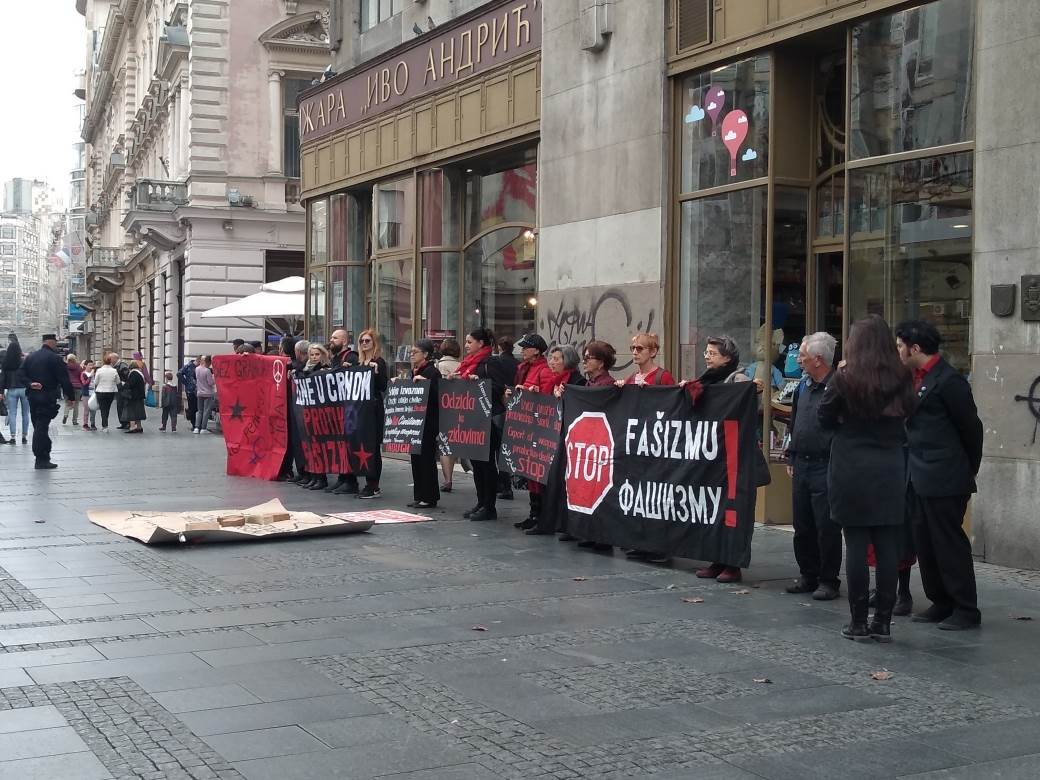 Žene u crnom protiv fašizma VIDEO