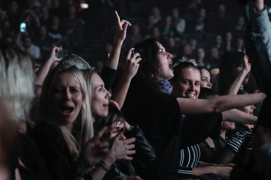 Brajan Adams nastupio u Štark areni. FOTOGRAFIJE sa koncerta
