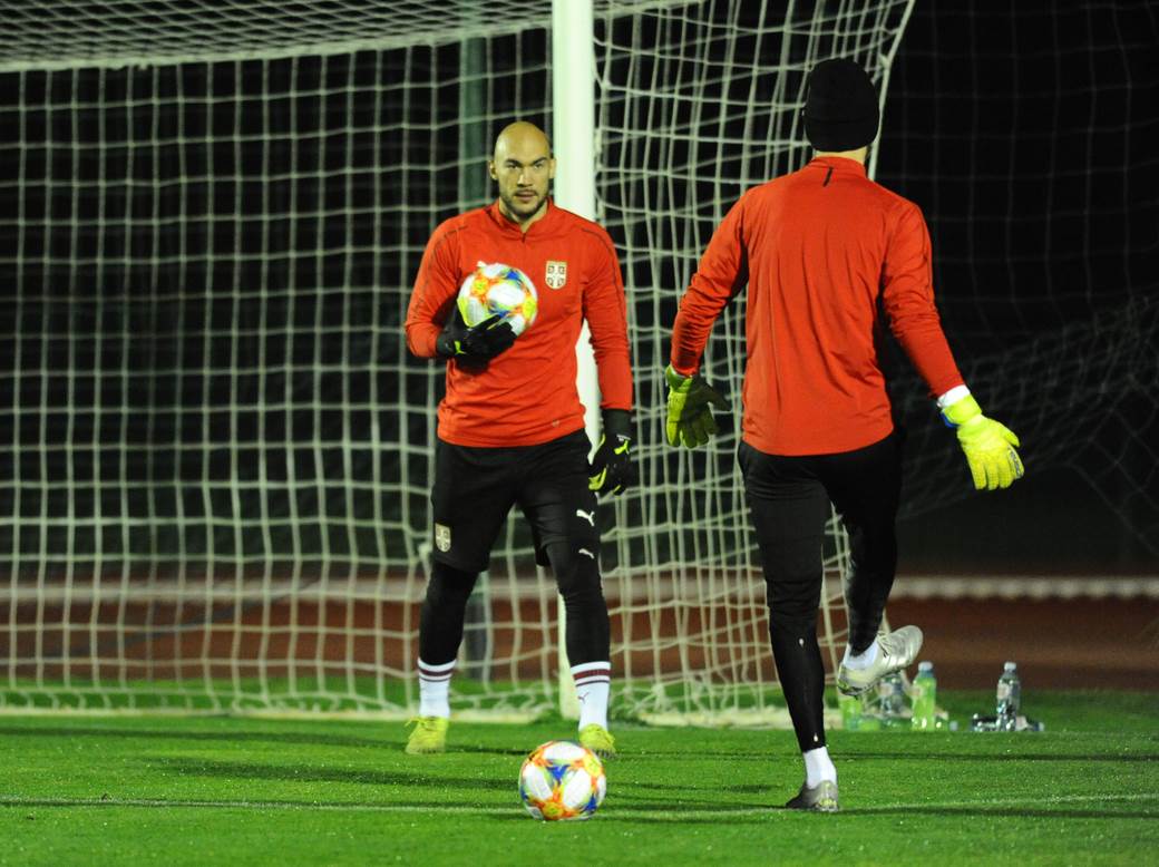 Savo Milošević i Slaviša Kokeza zajedno na treningu "orlova" u Pazovi FOTO