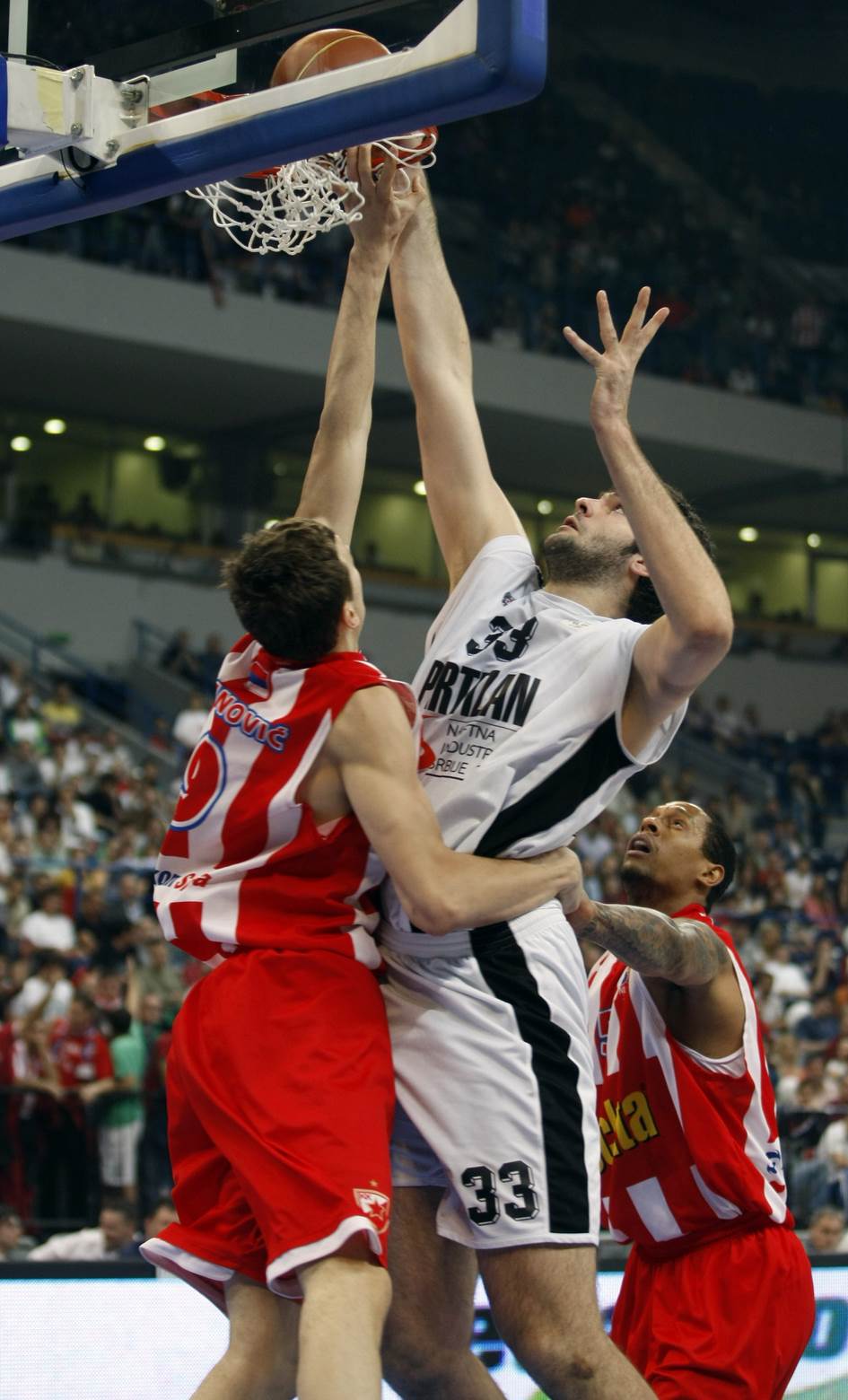 Partizan Crvena zvezda odigrali samo jedan derbi u Beogradskoj Štark areni