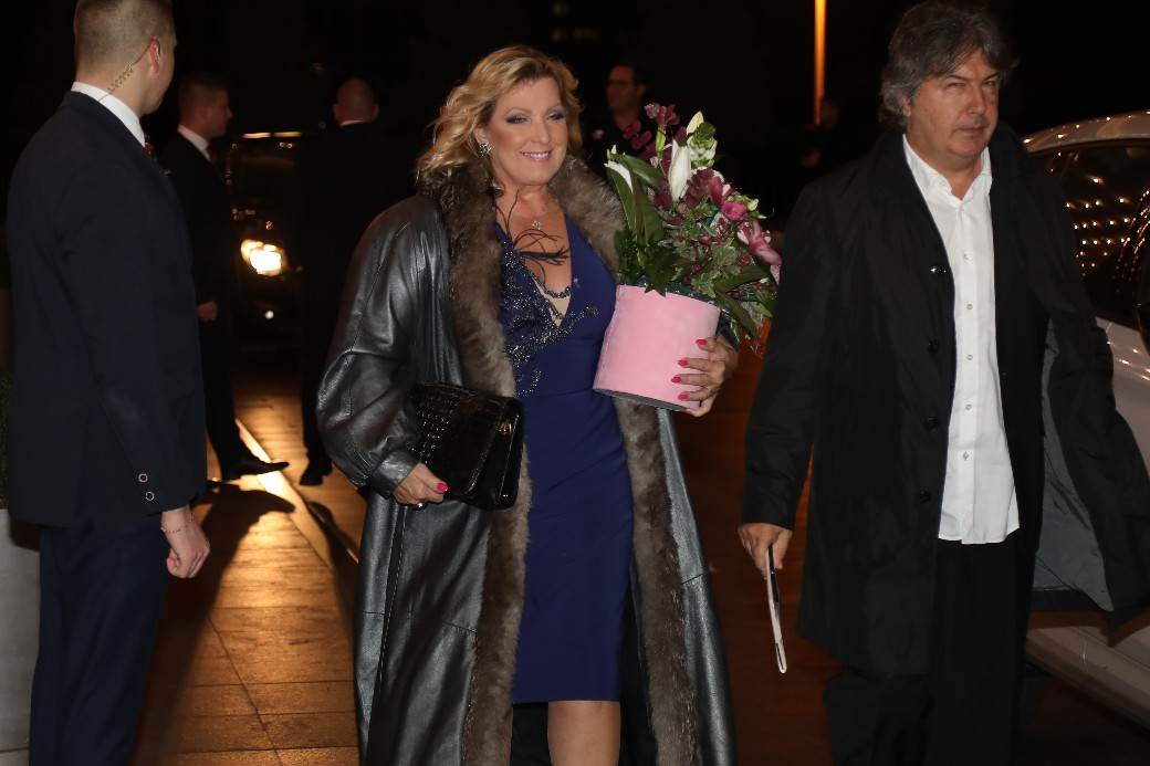 UŽIVO svadba Veljko RažnatovićVeljko i Bogdana svadba -Ženi se Veljko Ražnatović