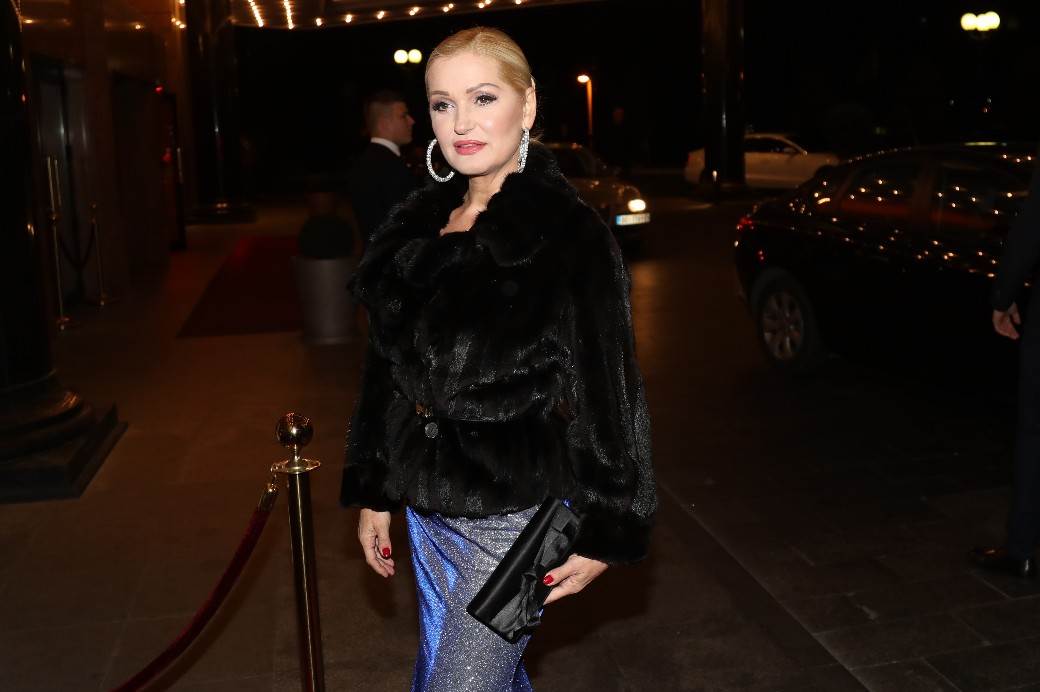 UŽIVO svadba Veljko RažnatovićVeljko i Bogdana svadba -Ženi se Veljko Ražnatović