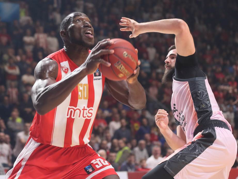 Snimak Majkl Odžo u svlačionici FSU VIDEO: Trener Bobby Suarez podelio uspomenu na Twitter profilu