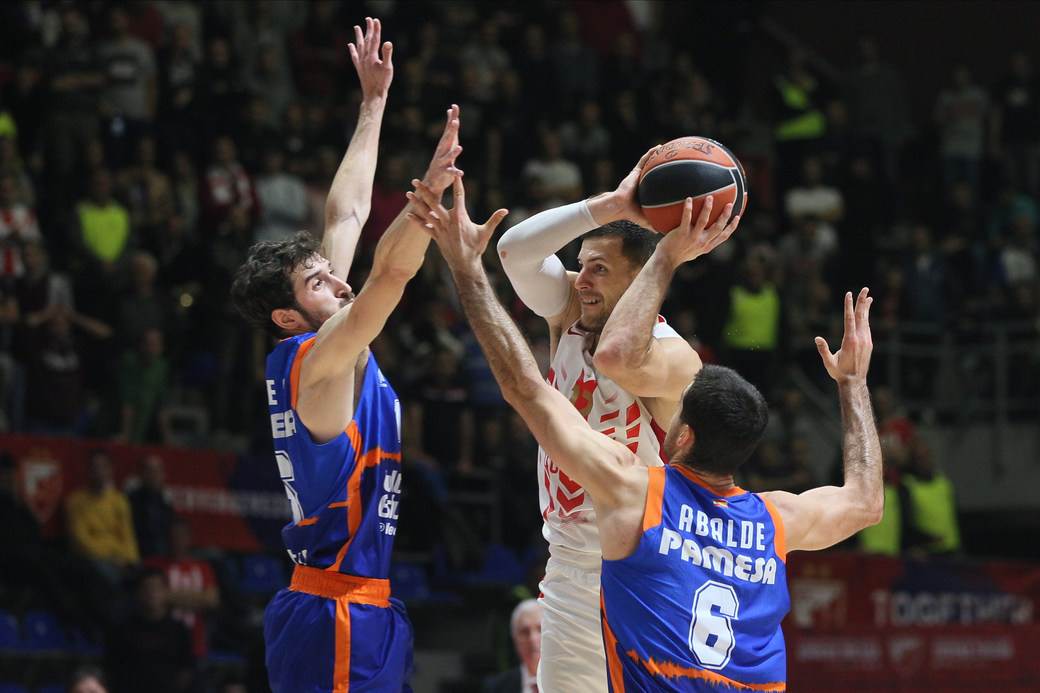 Crvena zvezda Valensija rivalstvo i međusobni skor