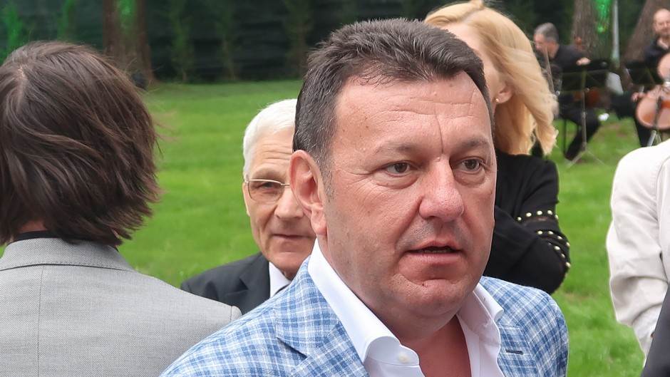 Dragan Bokan preti kaznama igračima koji ne igraju za Crnu Goru