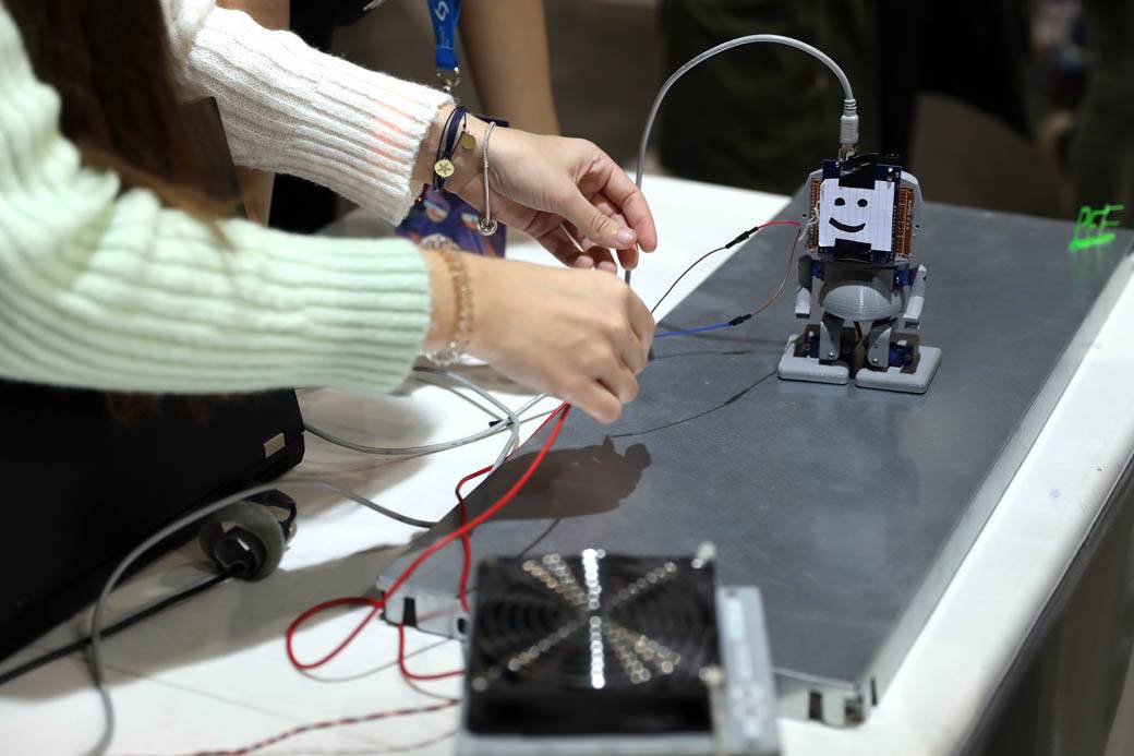 Festival nauke 2019: Eksplozije, eksperimenti i muzika na struju! FOTOGRAFIJE