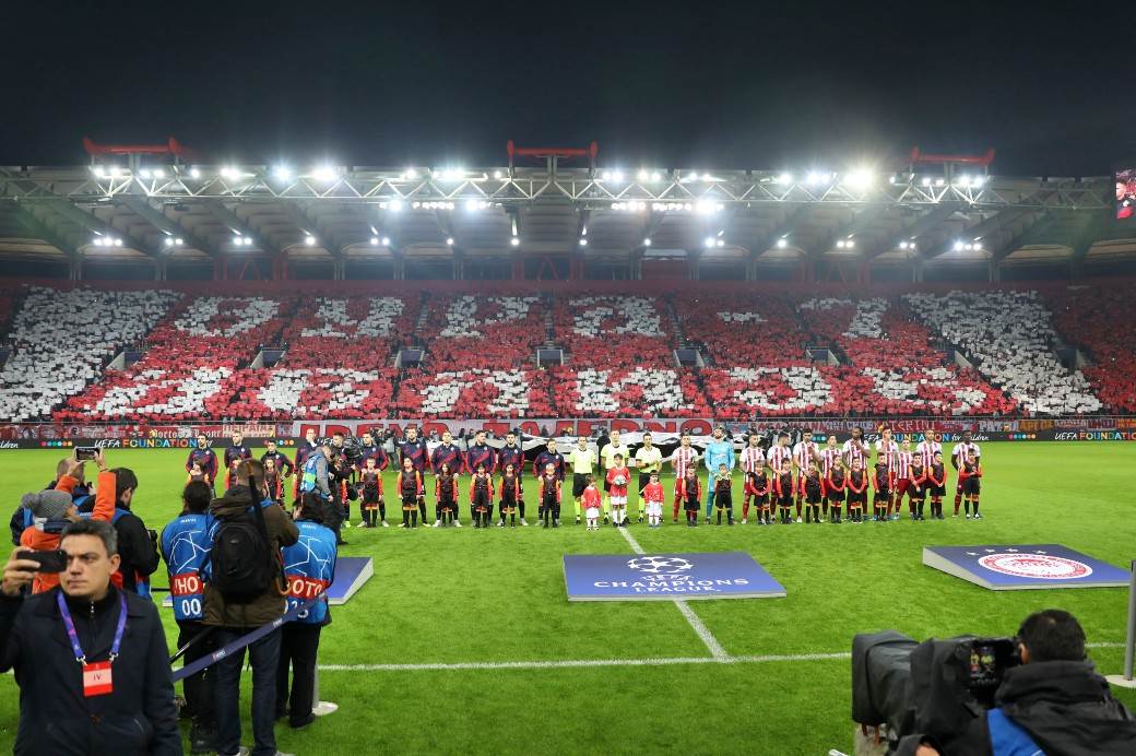 Olimpijakos - Zvezda UŽIVO: Fotografije koreografija Gate 7 i Delije FOTO