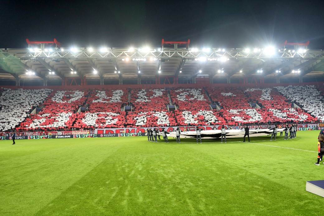 Olimpijakos - Zvezda UŽIVO: Fotografije koreografija Gate 7 i Delije FOTO