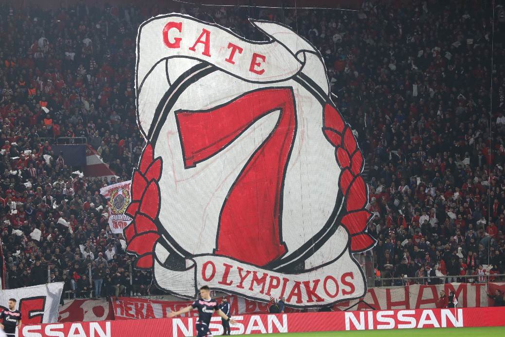 Olimpijakos - Zvezda UŽIVO: Fotografije koreografija Gate 7 i Delije FOTO