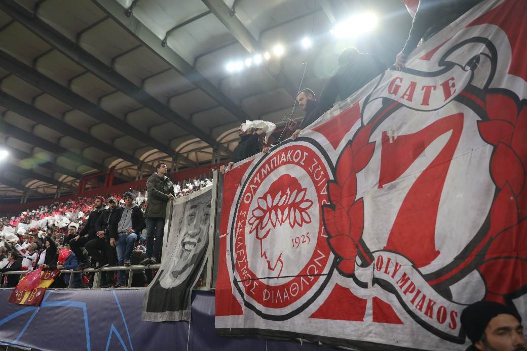 Olimpijakos - Zvezda UŽIVO: Fotografije koreografija Gate 7 i Delije FOTO