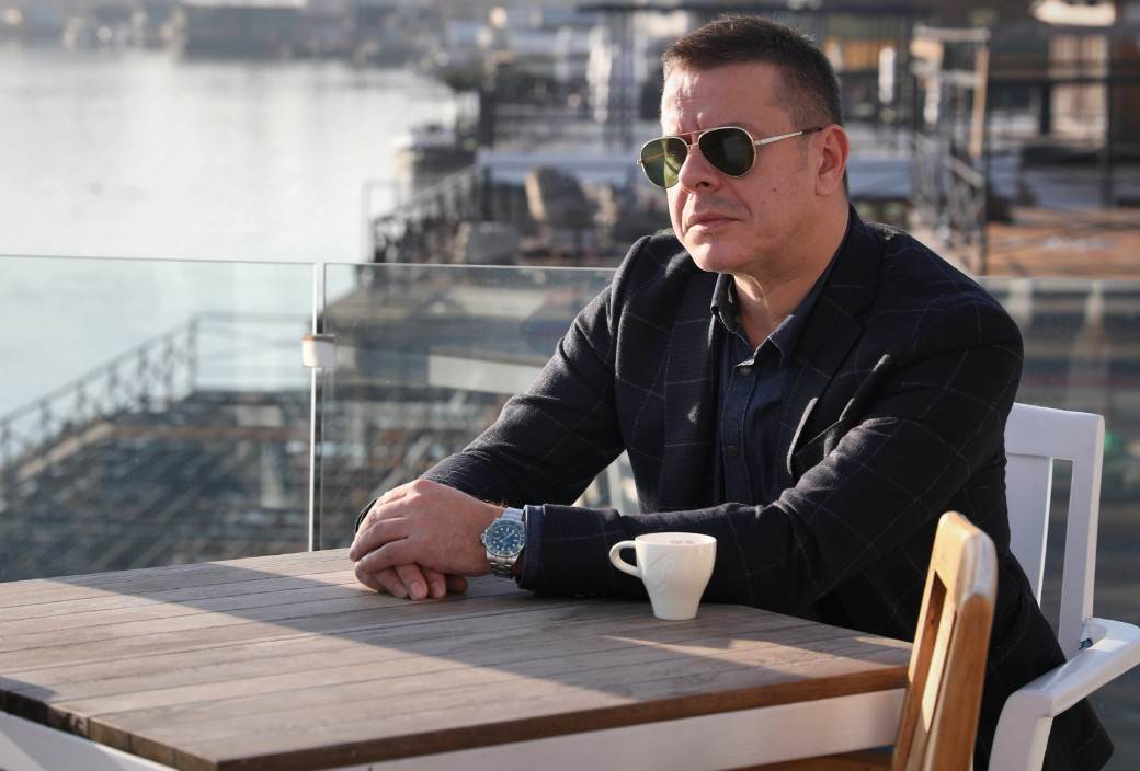 Vlado Georgiev o Zemlji kao ravnoj ploči