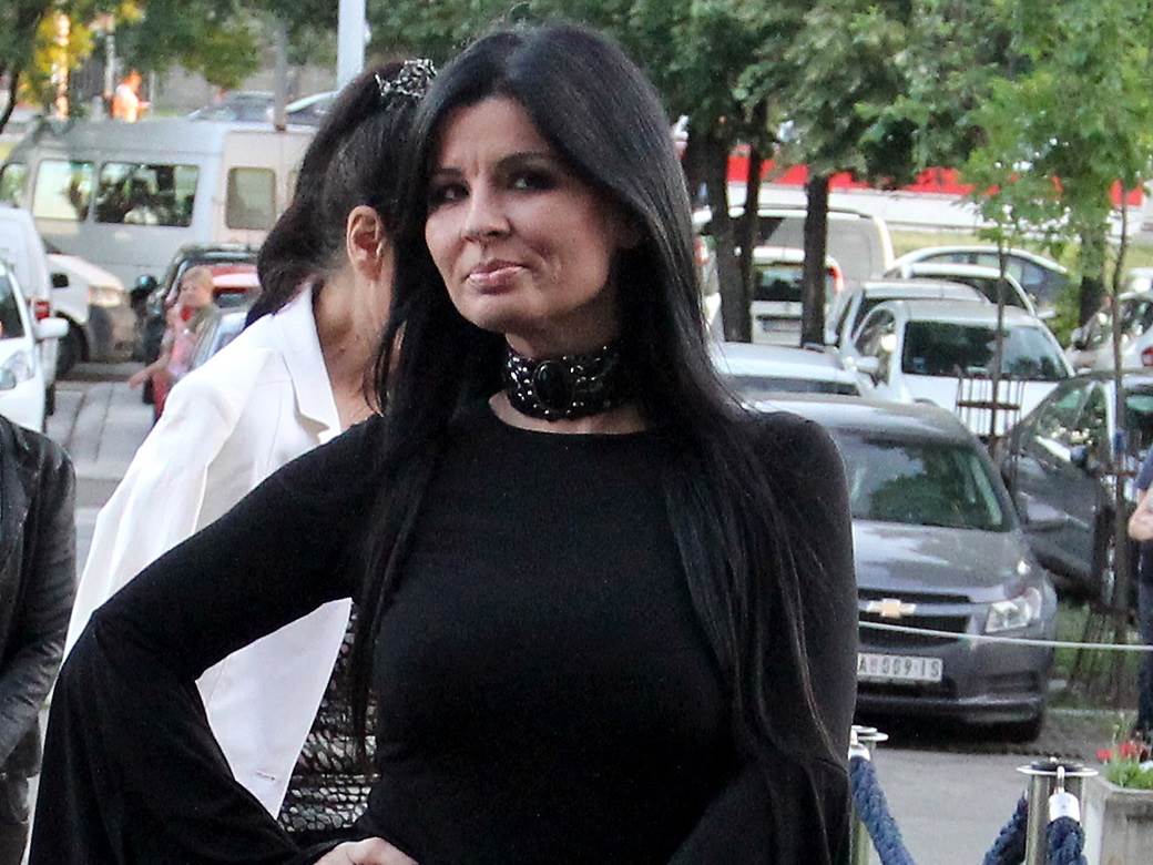 Maja Marijana o svadbi u srpskom selu